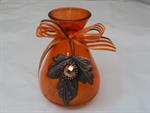 vase-in-orange-klein-2434769-1.jpg