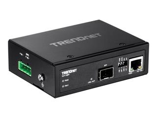 trendnet-converter-industrial-1001000base-t-to-sfp-media-ip-30-ti-f11sfp-5986653-1.jpg