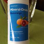 mineral-drink-schwarze-johannisbeere-2398952-1.jpg
