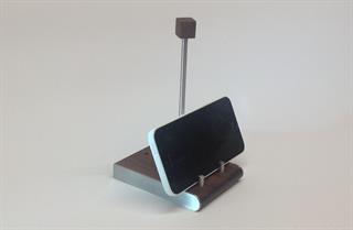 kokosnusseisen/pd/kokosnusseisen-smartphone-staender-echtholz-nussbaumedelstahl-made-in-germany-3339997-4.jpg