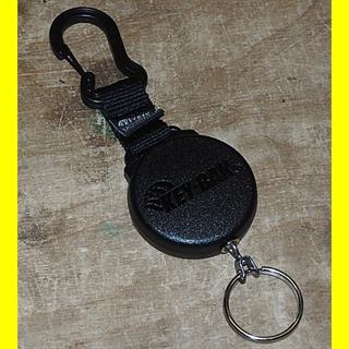 key-bak-kb-8-anhaenger-mit-automatischem-ruecklauf-stahlkette-60-cm-karabiner-6016038-1.jpg